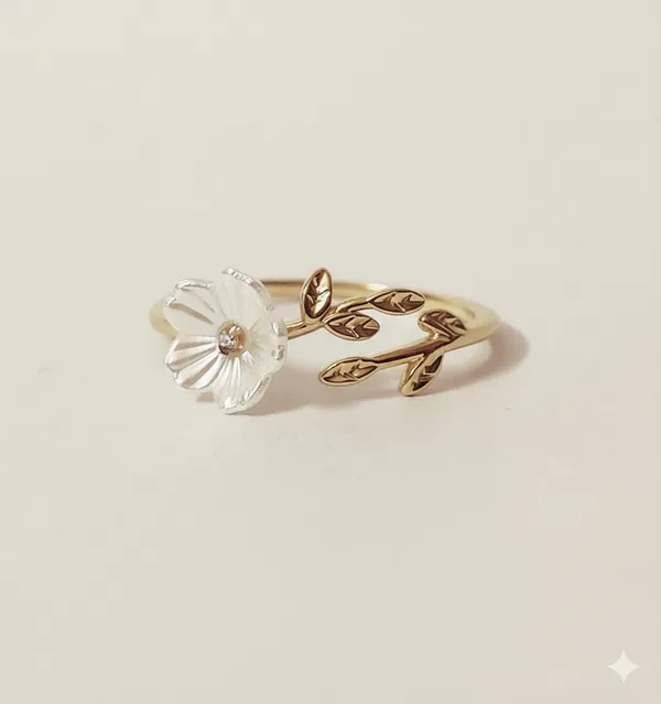 White_Crystal_Bloom_Ring_For_Women